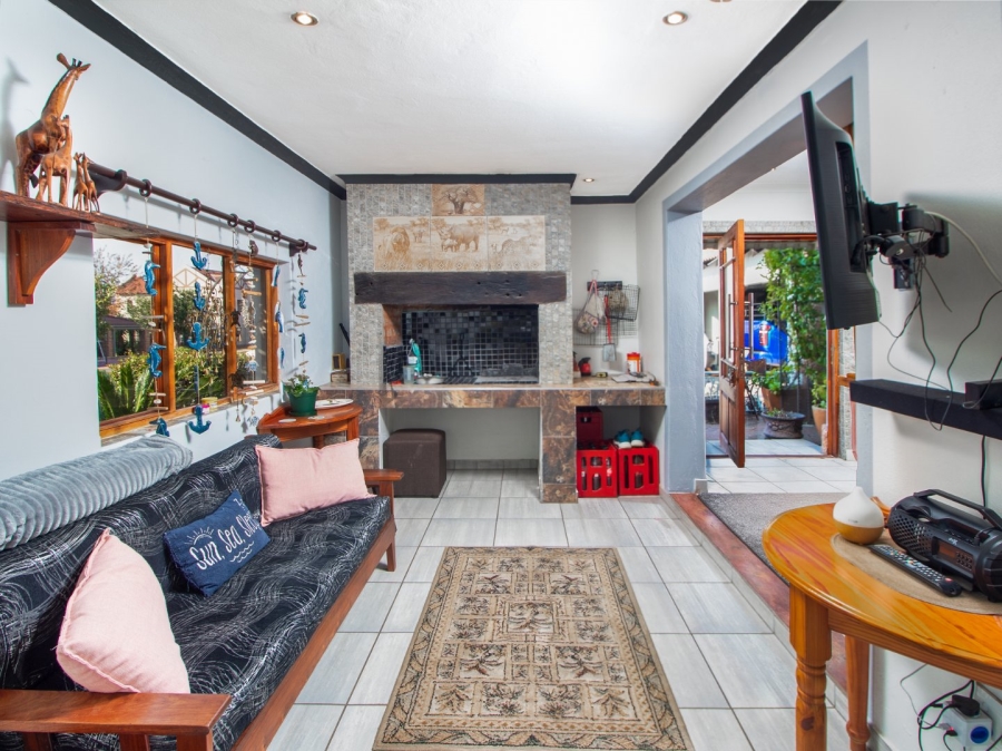 3 Bedroom Property for Sale in Meerhof North West